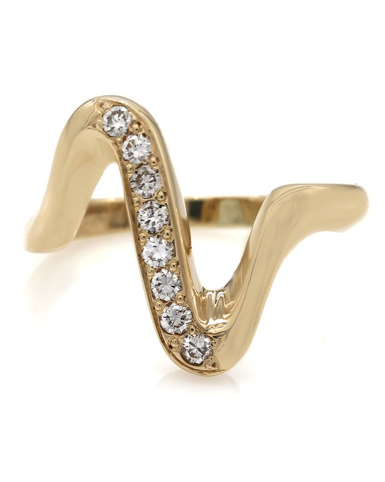 Diamond Zig Zag Ring in Gold